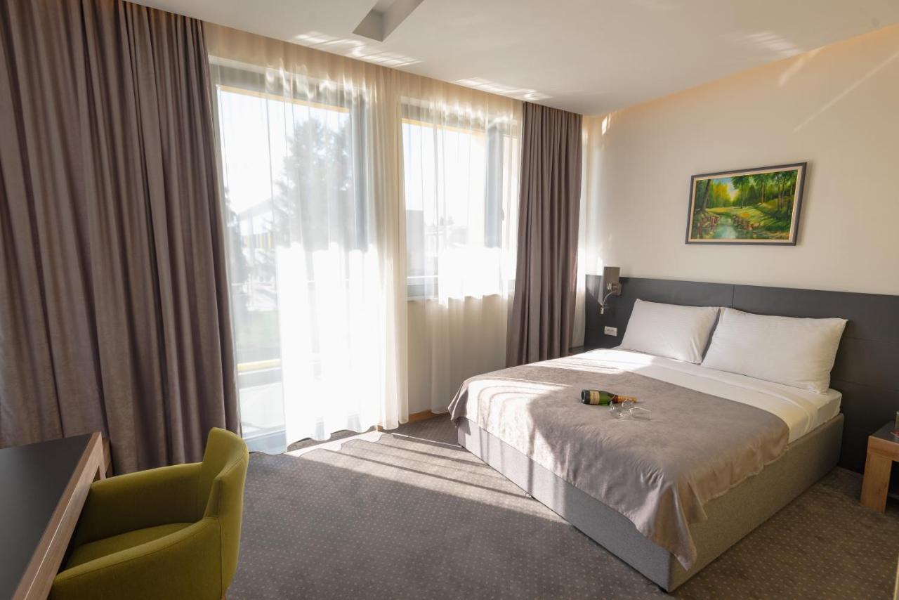 Hotel Stobex Loznica Εξωτερικό φωτογραφία