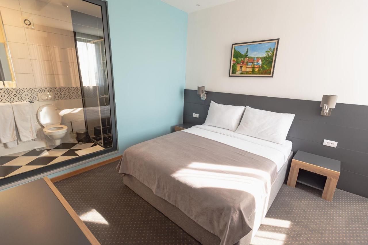 Hotel Stobex Loznica Εξωτερικό φωτογραφία