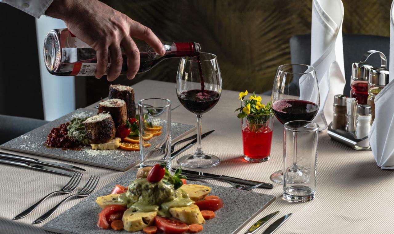 Hotel Stobex Loznica Εξωτερικό φωτογραφία